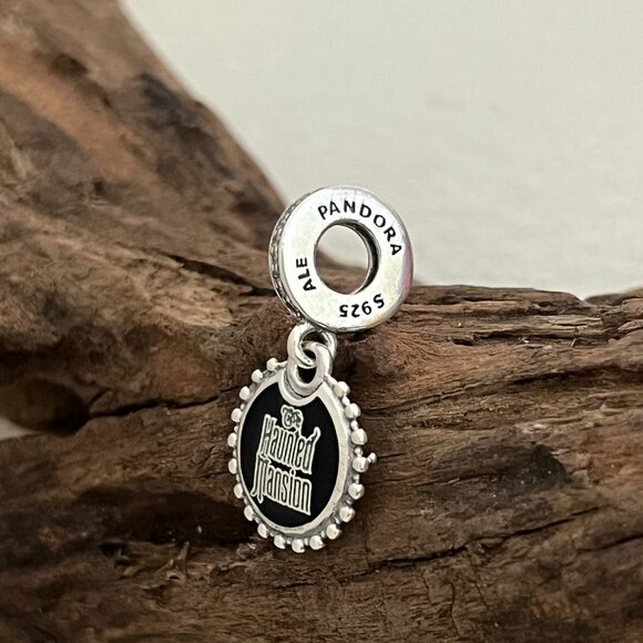 Pandora Halloween Haunted Mansion Hitchhiking Ghosts S925 Silver Dangle Charm - Picture 3 of 4
